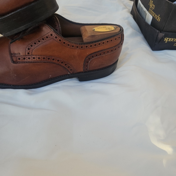 Allen Edmonds 10.5E Tan Leather Oxfords main image 3